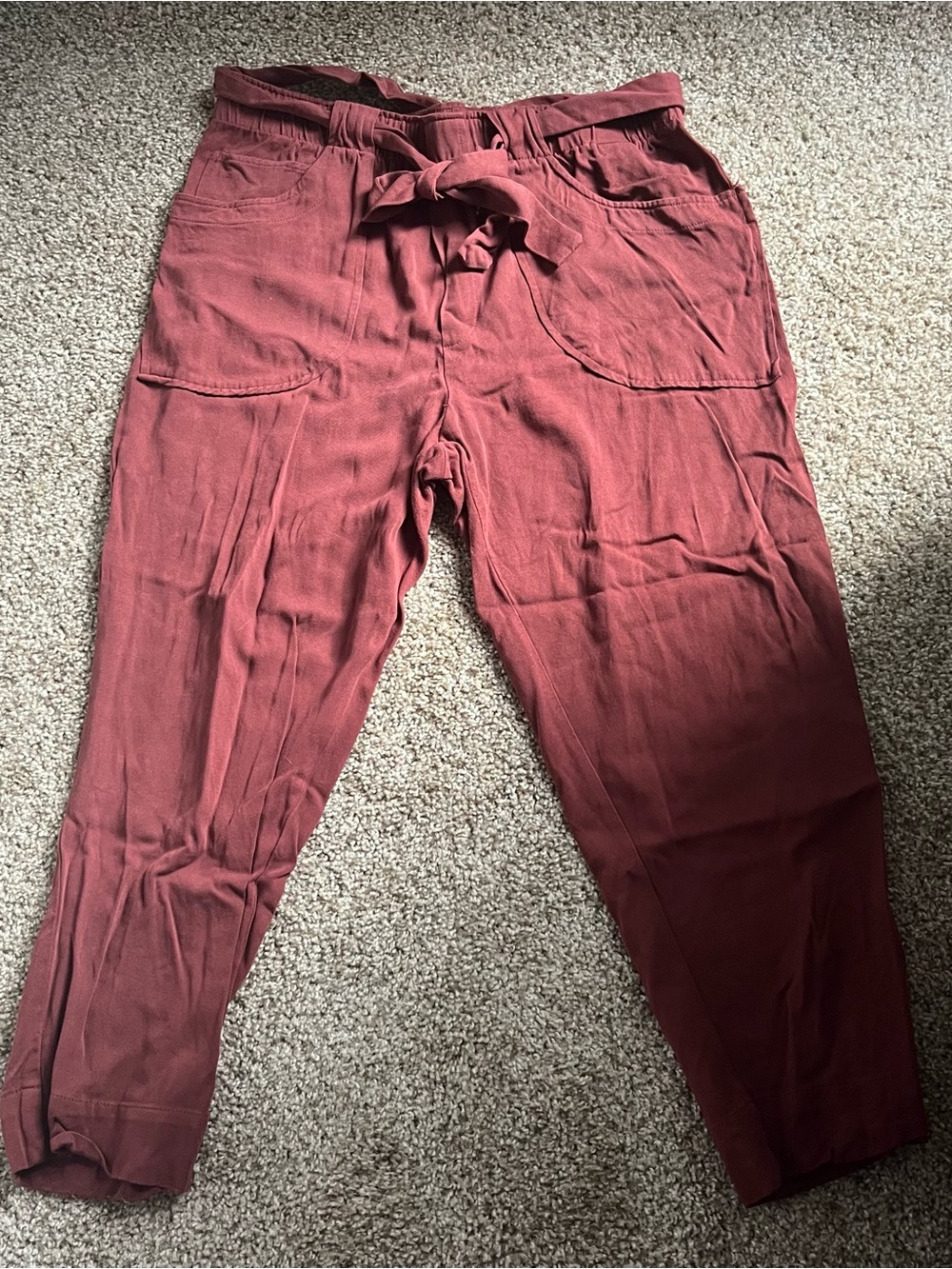 Tie-Waist Casual Pants in Burgundy